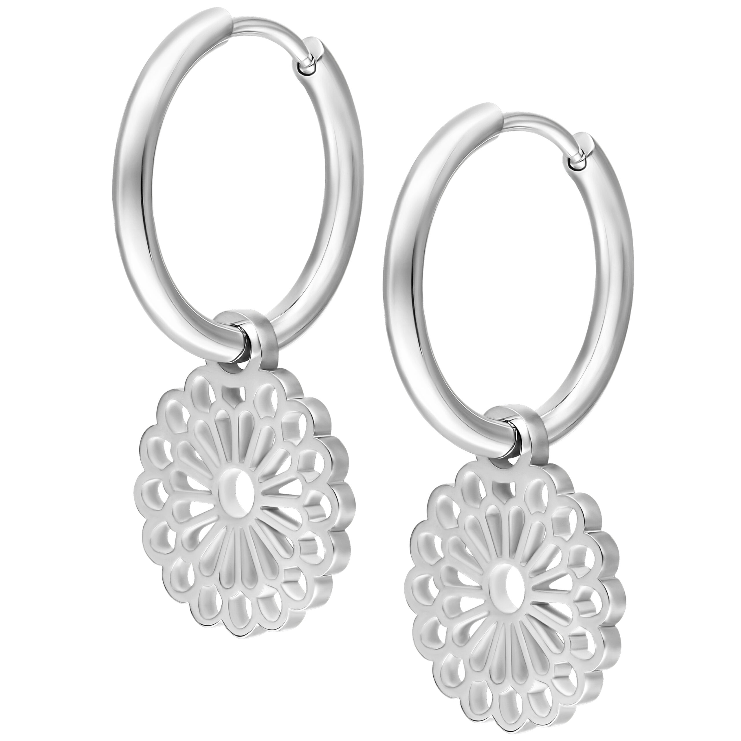 Silberne Mandala Ohrringe aus Chirurgenstahl Silberne Mandala Hoops aus Chirurgenstahl auf weißem Hintergrund