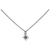 Polar Star Kette in Schwarz, 50 cm Schwarze Polar Star Kette aus Chirurgenstahl 316L vor weißem Hintergrund