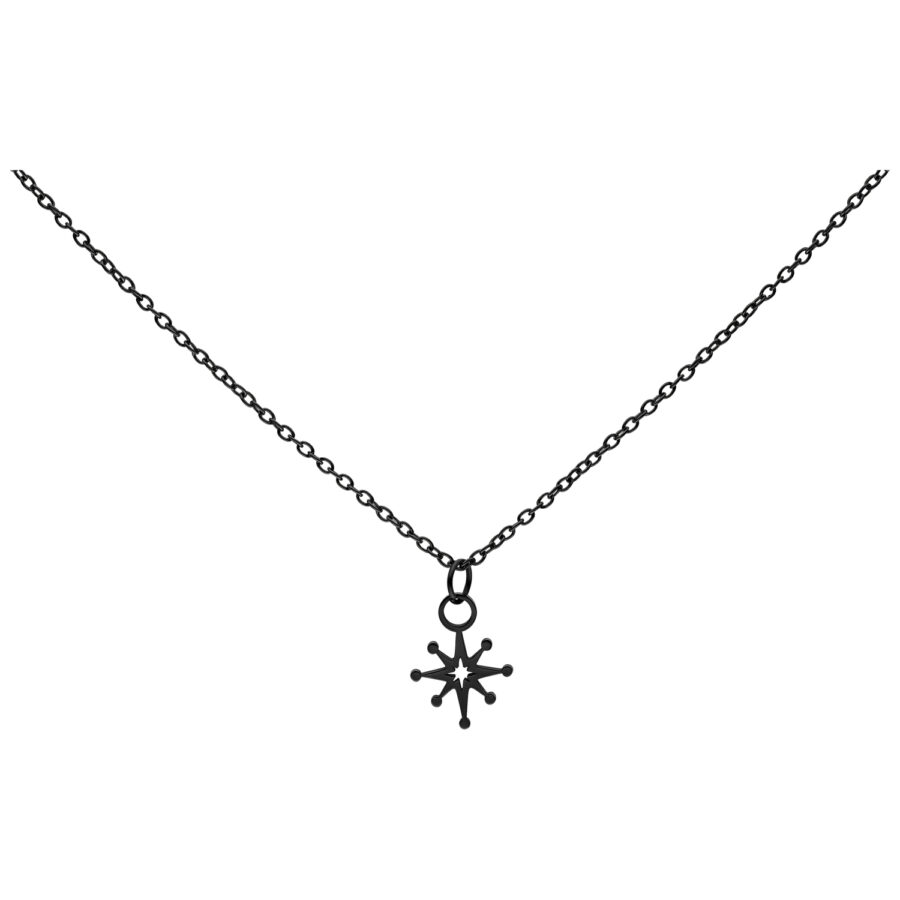Schwarze Polar Star Kette aus Chirurgenstahl 316L vor weißem Hintergrund