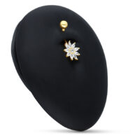 18k Gold Kristallblume Bananabell Goldenes Bananabell mit Kristallblume auf schwarzem Hintergrund