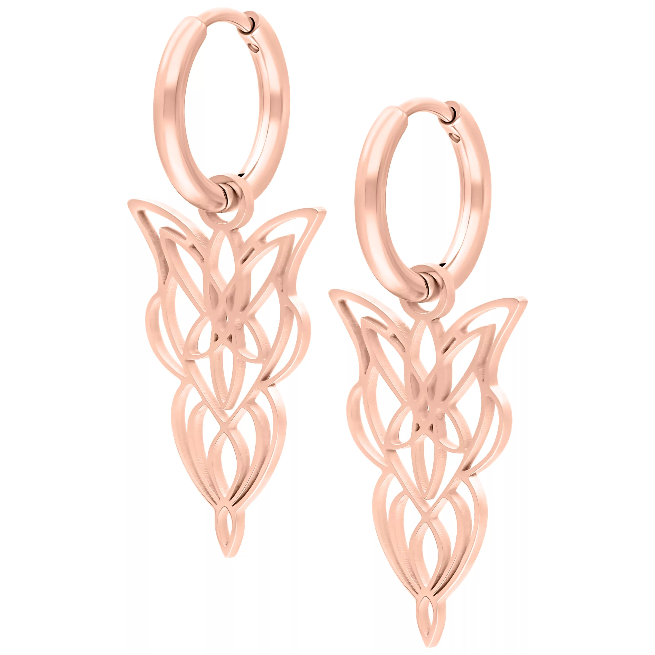Roségoldene Ohrringe mit filigranem Design auf weißem Hintergrund