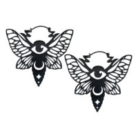 Schwarze Moth Hoops Ohrringe mit Flügel- und Augendesign auf weißem Hintergrund