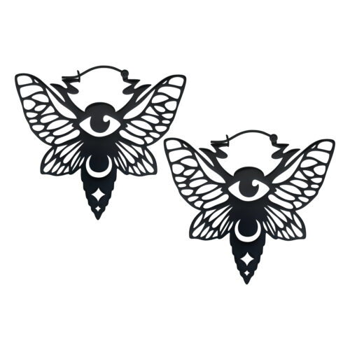 Schwarze Moth Hoops Ohrringe mit Flügel- und Augendesign auf weißem Hintergrund