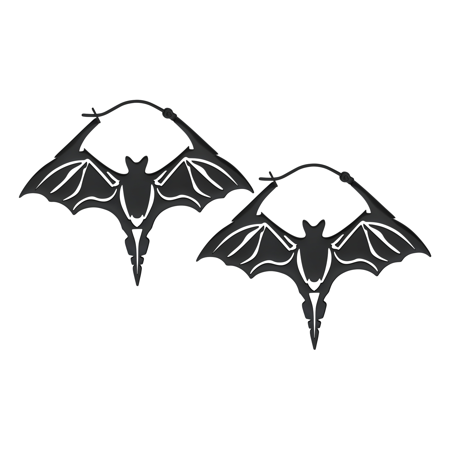 Schwarze Fledermaus Ohrringe aus Chirurgenstahl Zwei schwarze Fledermaus-Ohrringe aus Chirurgenstahl auf weißem Hintergrund