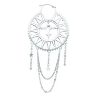 Silberne Oldschool Sun Moon Ohrringe mit Sonne-Mond-Design auf weißem Hintergrund