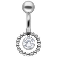 Silbernes Bauchnabelpiercing mit Kristall und Perlenring auf weißem Hintergrund
