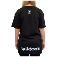 Schwarzes Oversized T-Shirt von Wildcat Rückansicht eines schwarzen Oversized T-Shirts mit Wildcat Logo