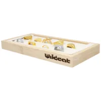 Schwarzer Ring Display von Wildcat Holzrahmen mit verschiedenen Ringen auf weißer Unterlage im Display