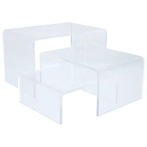 Schwarzer, transparenter Acryl-Display auf weißem Hintergrund