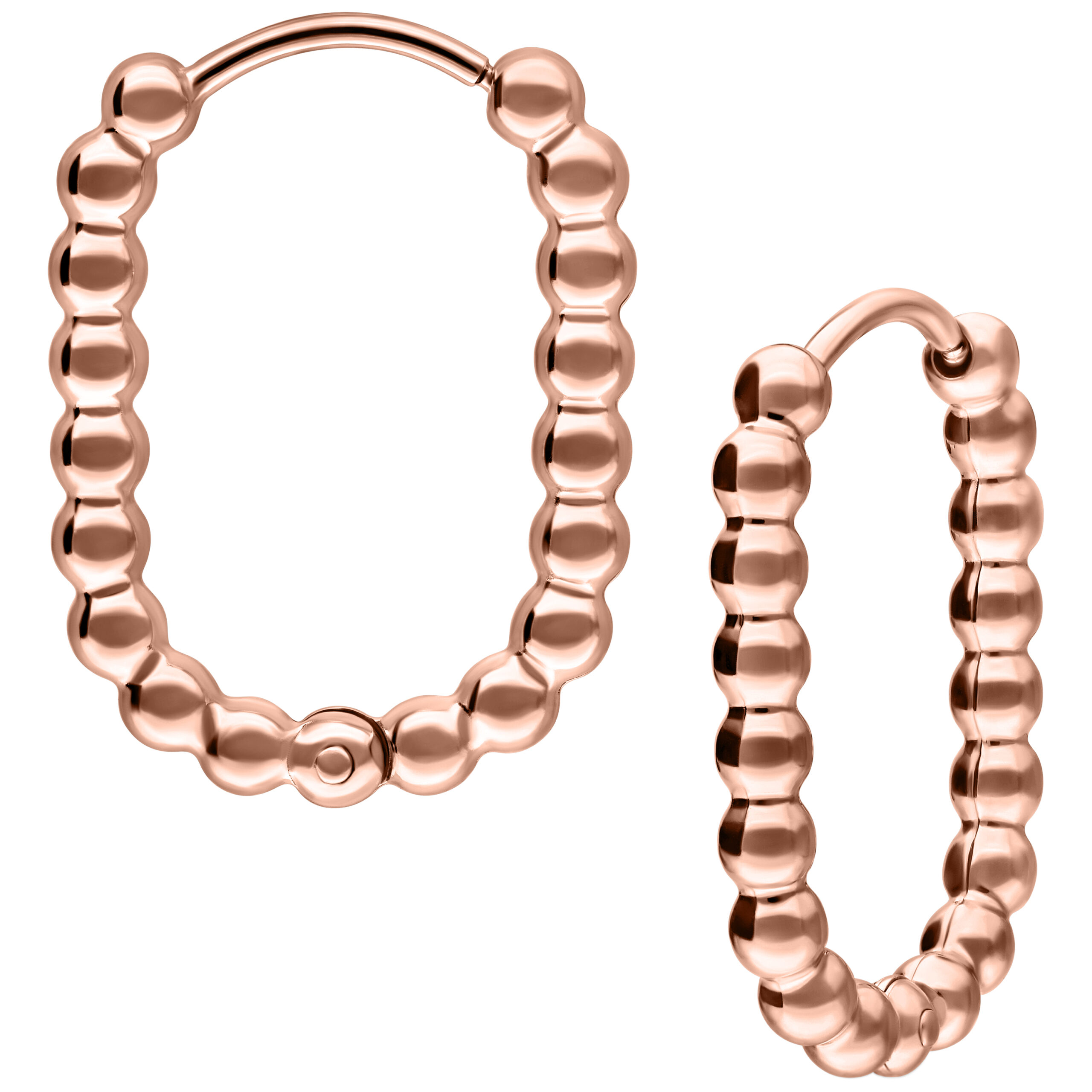 Zwei glänzende, ovale Roségold-Ohrringe auf weißem Hintergrund