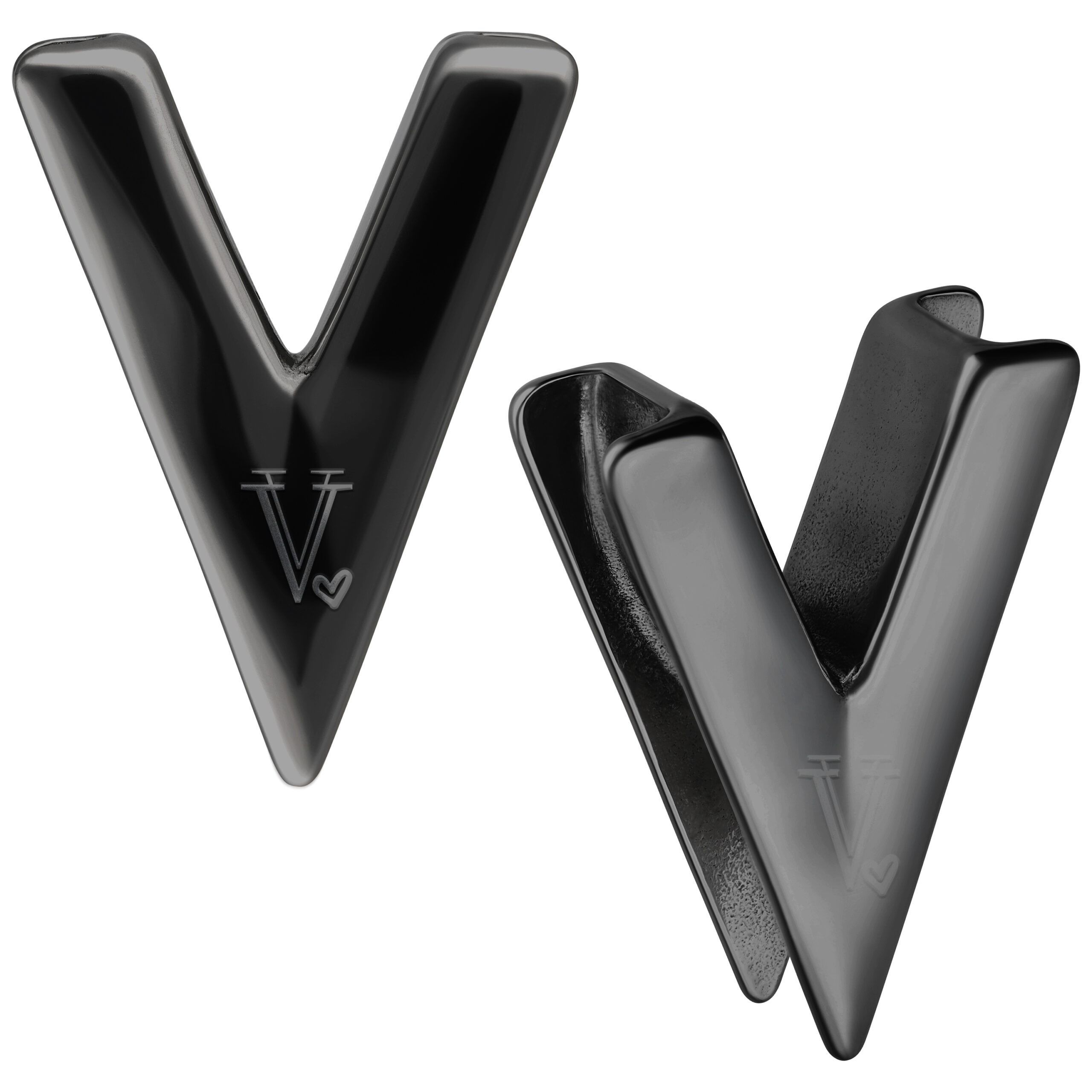 Schwarze V-förmige Earsaddles von Verena Venus, 14 mm, auf weißem Hintergrund