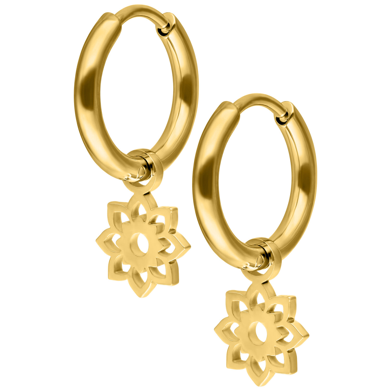 Goldene Ohrringe mit blumenförmigem Anhänger auf weißem Hintergrund