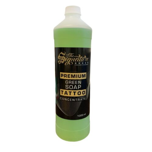 Grüne Seifenkonzentratflasche von Wildcat mit schwarzem Etikett auf weißem Hintergrund